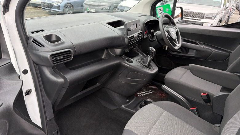 Vauxhall Combo Cargo Combo L1 Diesel 2300 1.5 Turbo D 100ps H1 Sportive Van